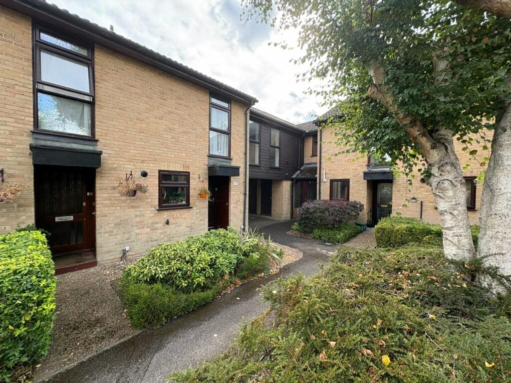 Flat Avondale in Guildford
