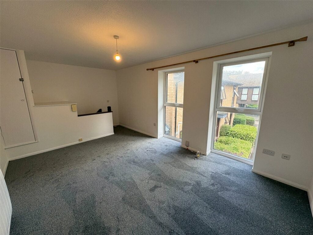 Flat Avondale in Guildford