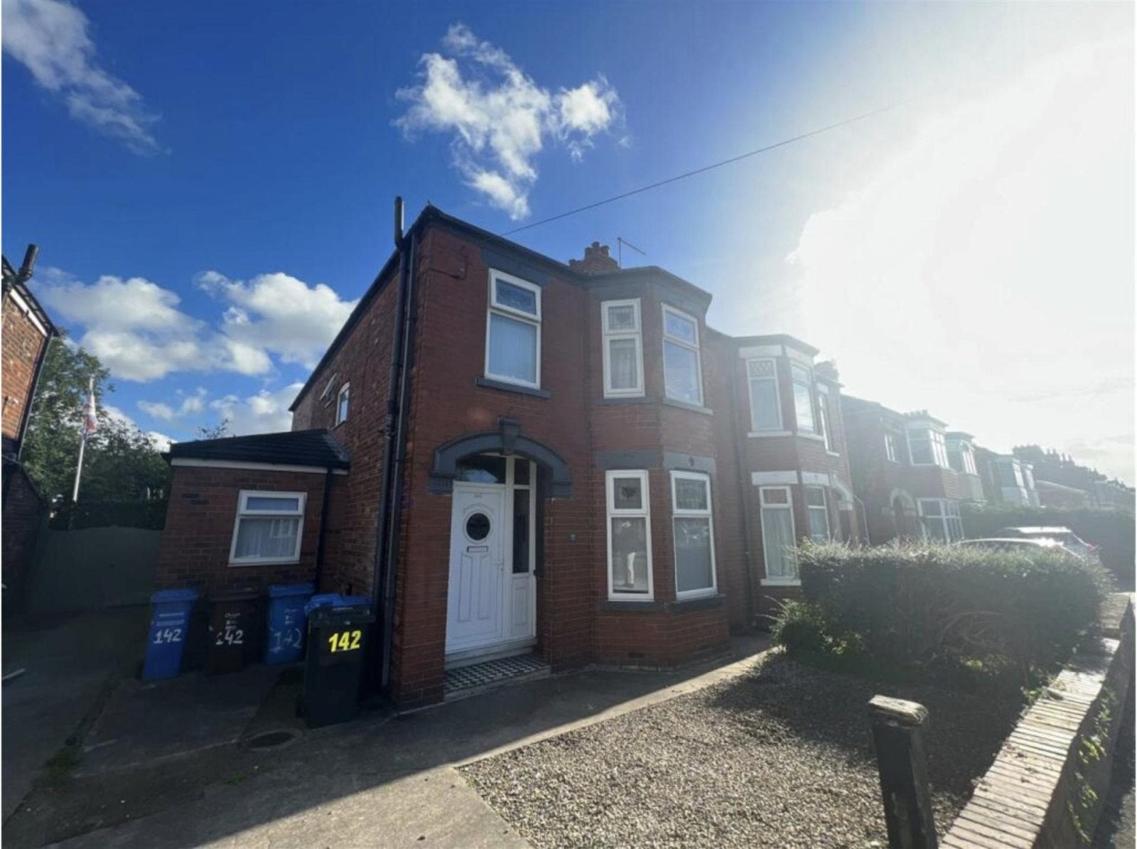 House Cranbrook Avenue in Hull