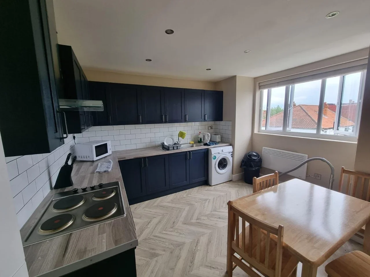 Flat Rowan Road in Greater London
