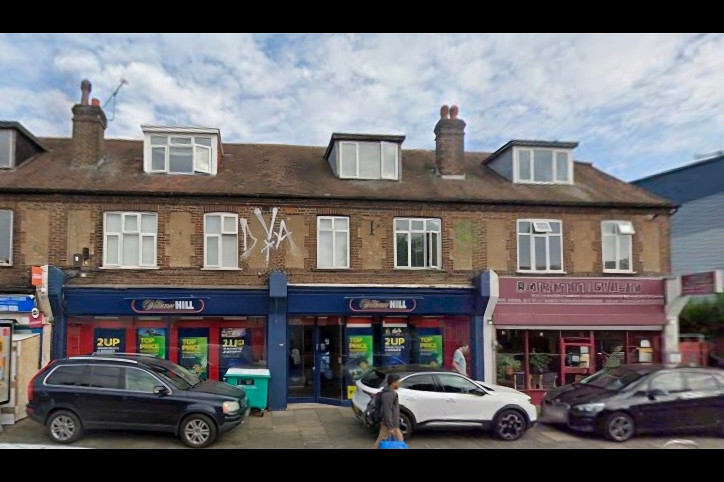 Flat Rowan Road in Greater London