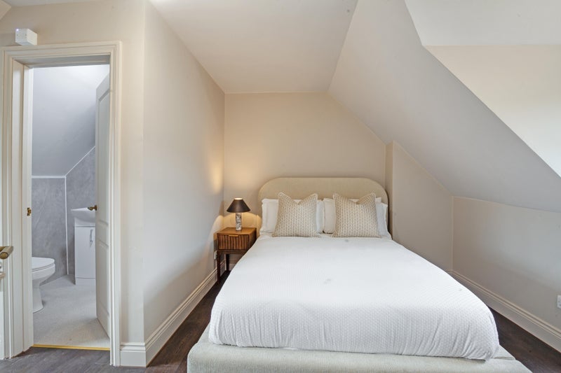 Room Marlborough Road in Chelmsford