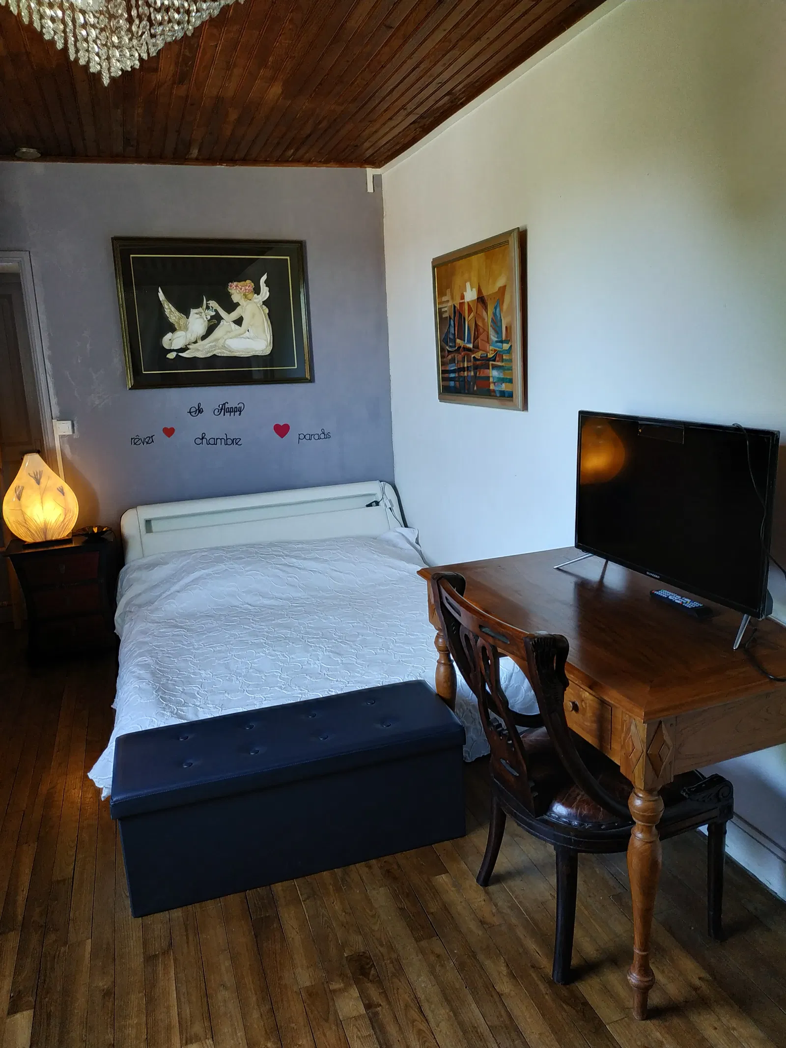 Room Route de la Reynie in Bassillac et Auberoche