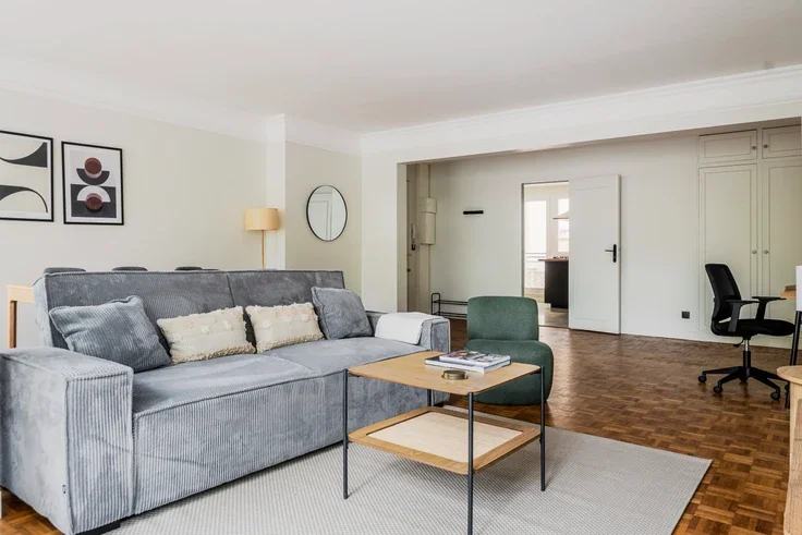 Appartement Avenue de Versailles à Paris