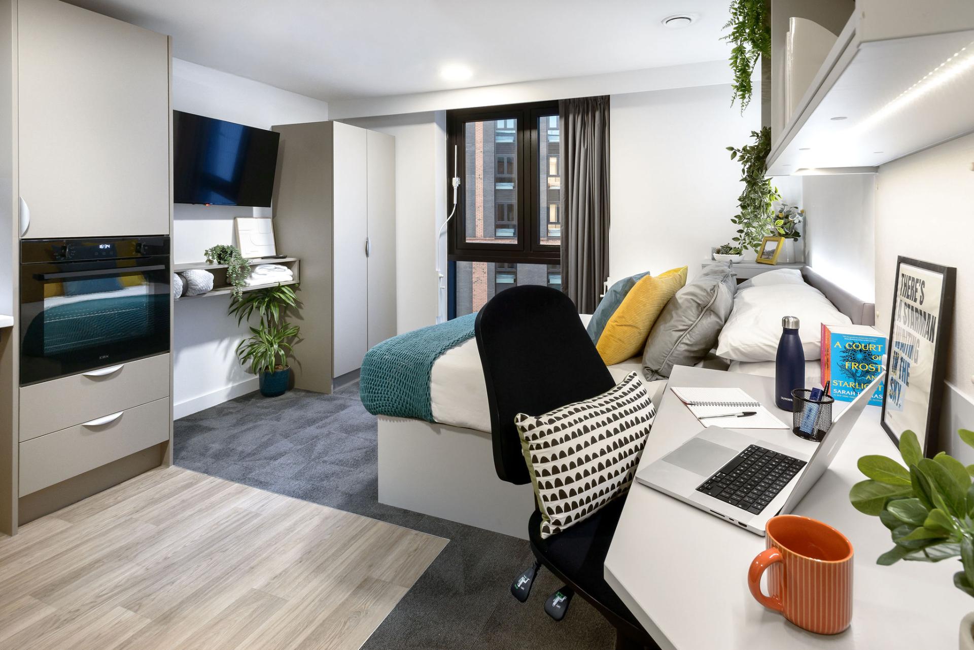 Room Cowan Street in Nottingham