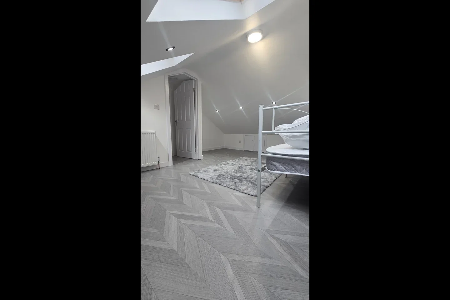 Room Garibaldi Street in Greater London