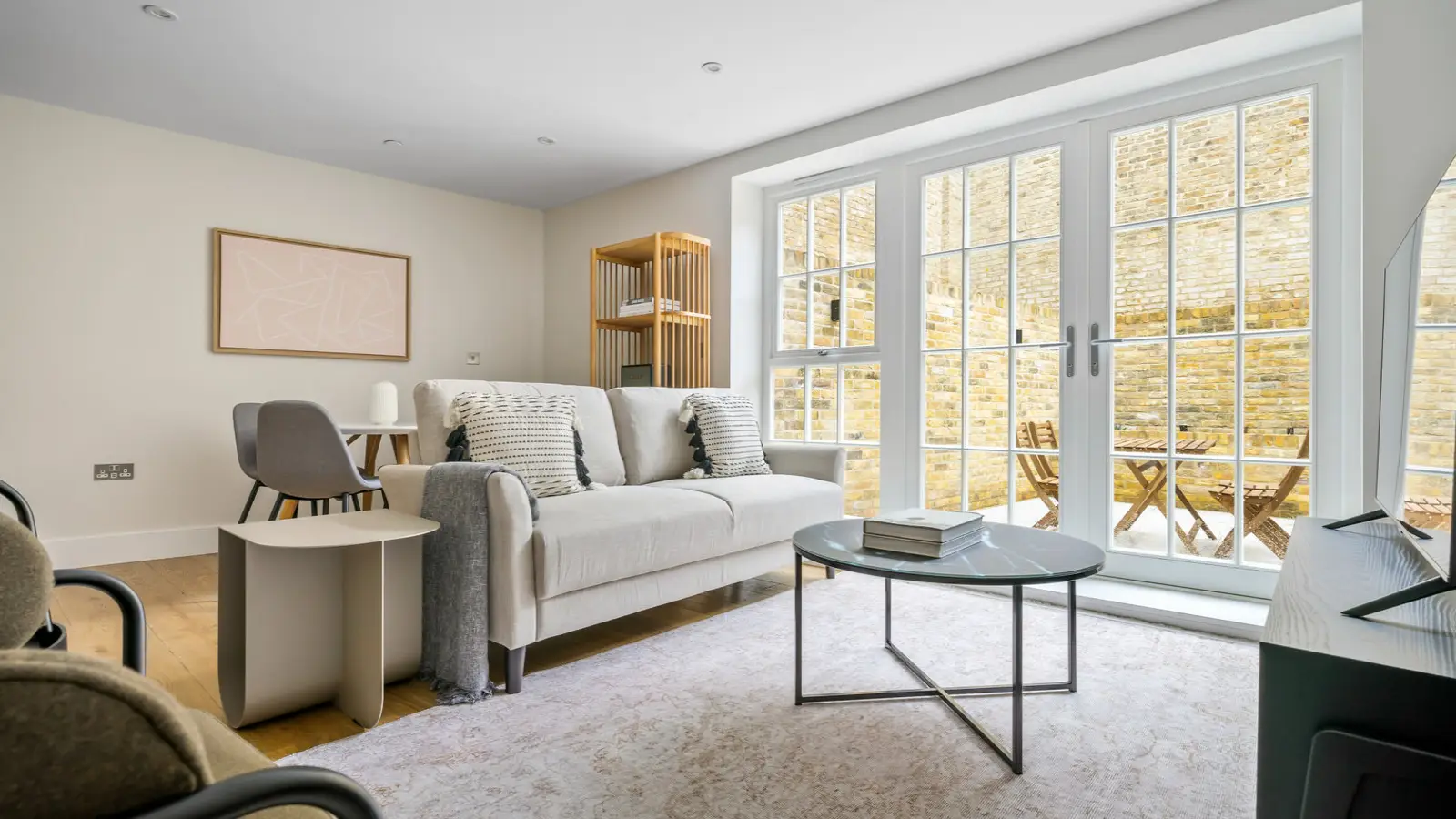 Flat Lower Marsh in Greater London