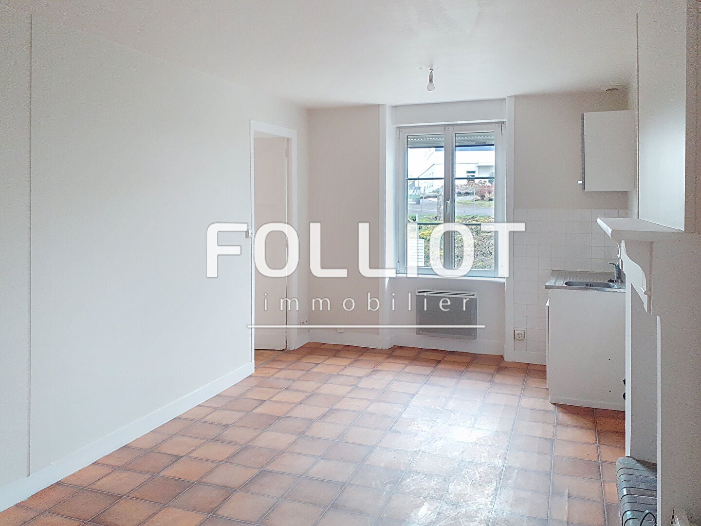 Flat Route d'Avranches in Villedieu-les-Poêles-Rouffigny