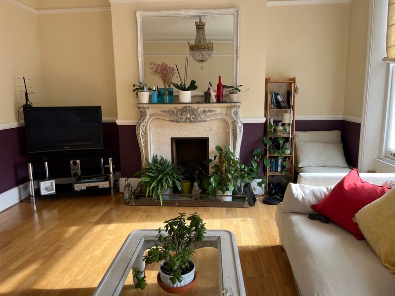 Room Maley Avenue in Greater London