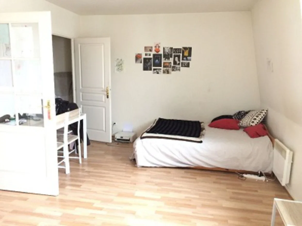 Flat Rue Charles Thellier de Poncheville in Valenciennes
