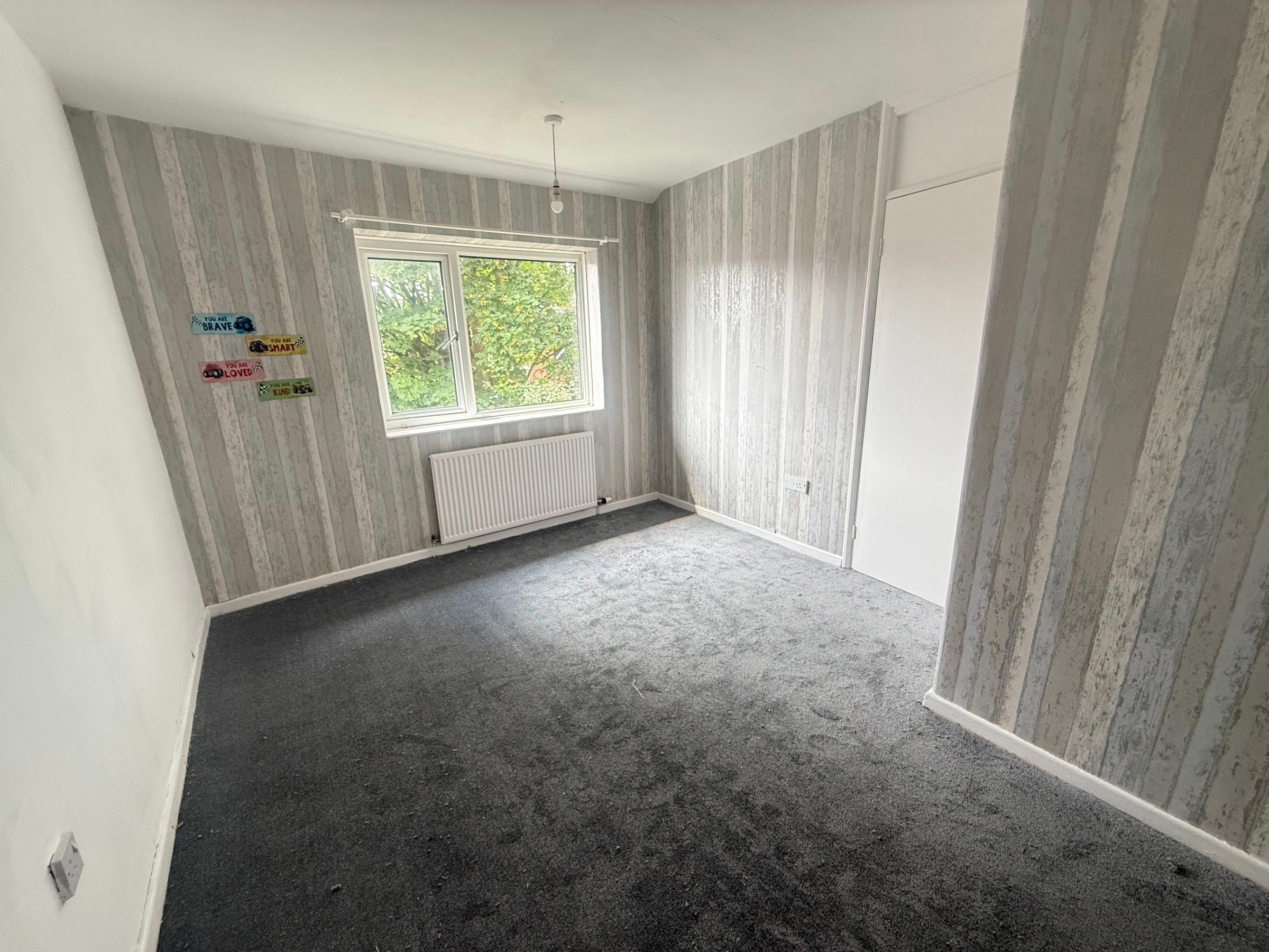 House Briar Hill Grove in Salford