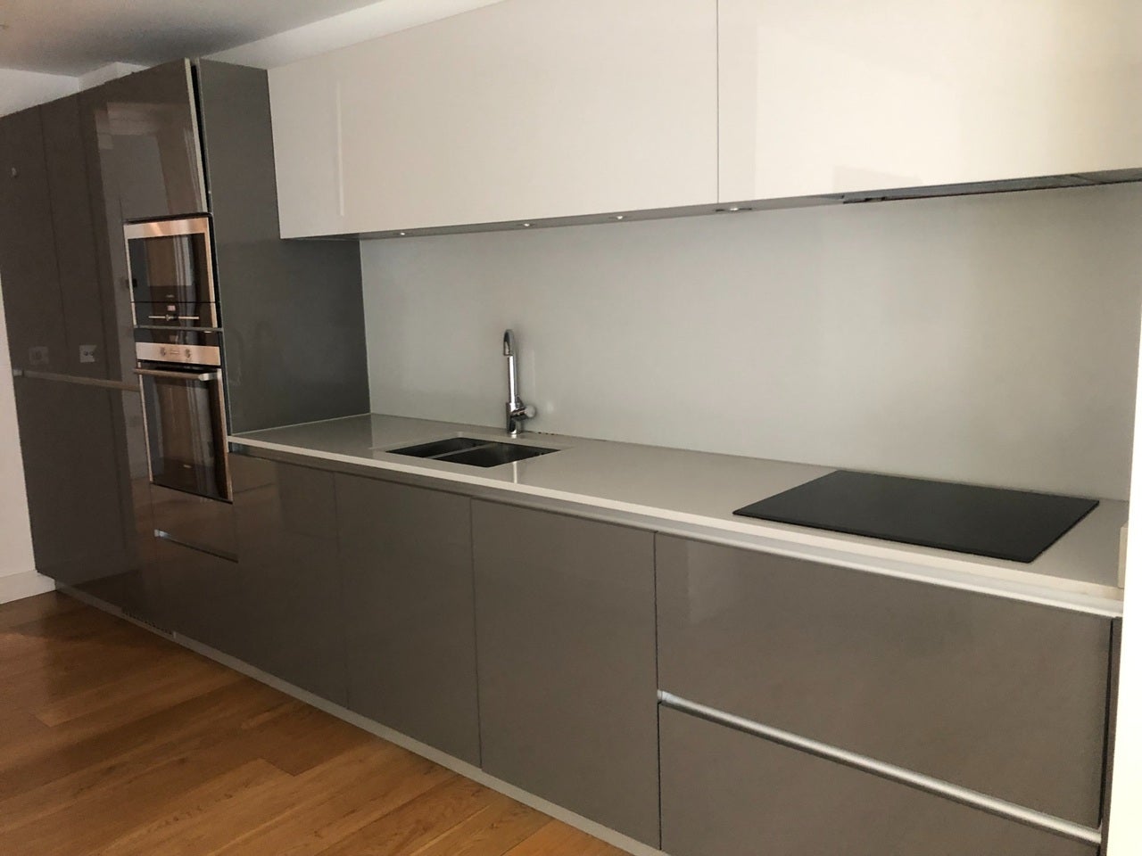Flat Sidmouth Street in Greater London
