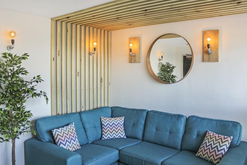 Room Caburn Heights in Crawley
