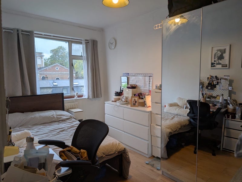 Room Ramsey Street in Greater London