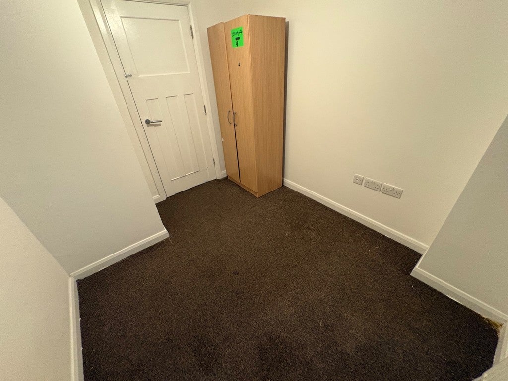 Flat North Avenue in Greater London
