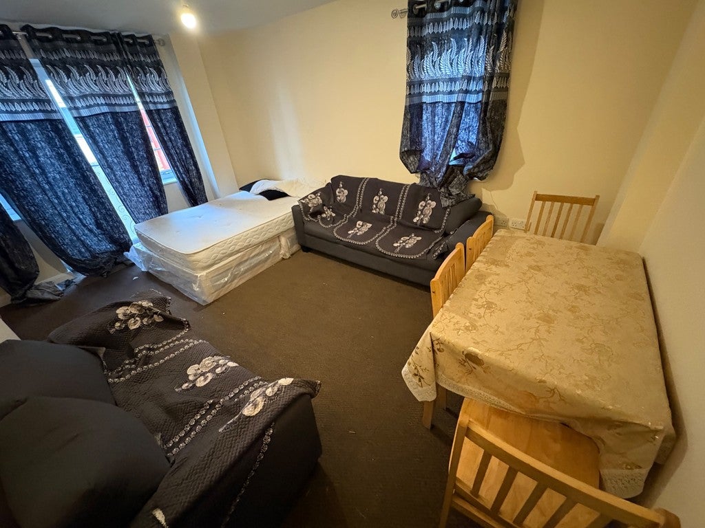 Flat North Avenue in Greater London
