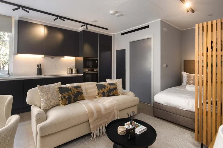 Flat Clenston Mews in City of Westminster