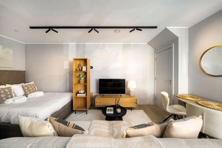 Flat Clenston Mews in City of Westminster