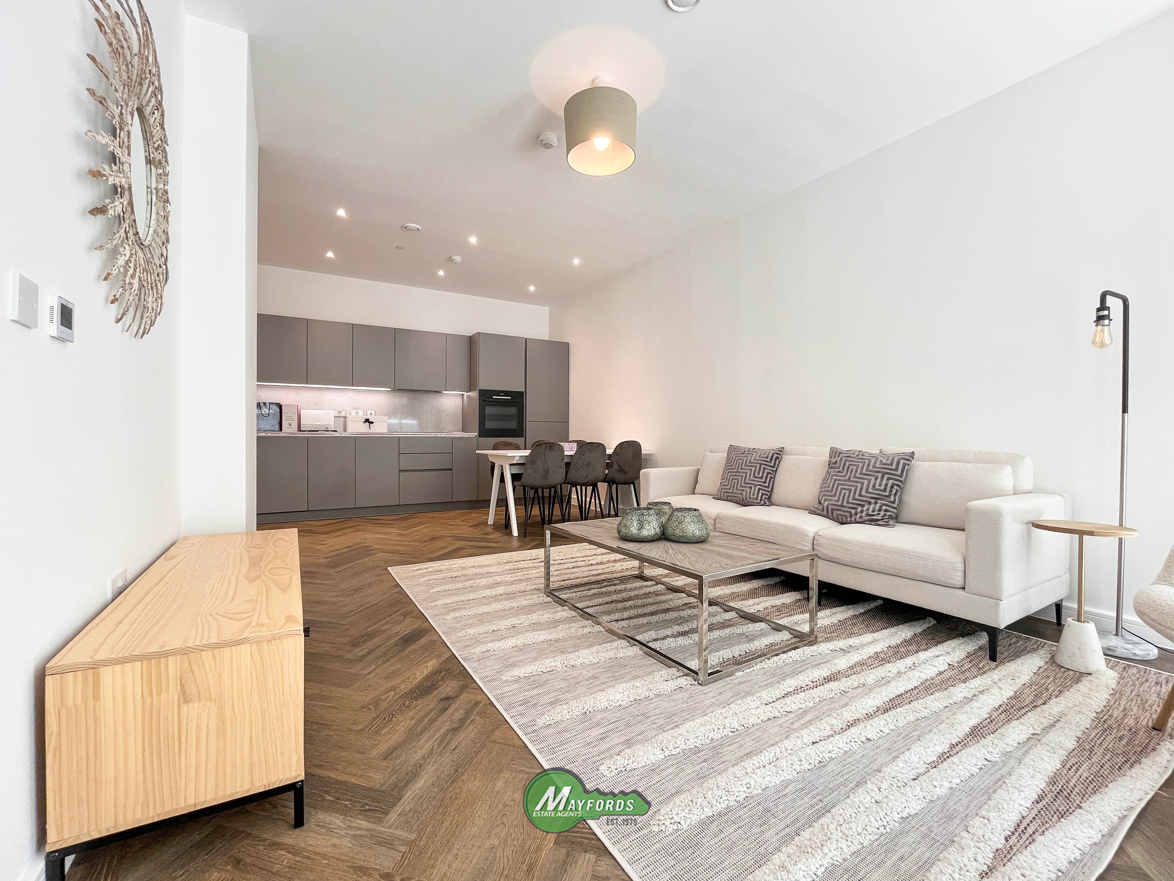 Flat Granville Road in Greater London