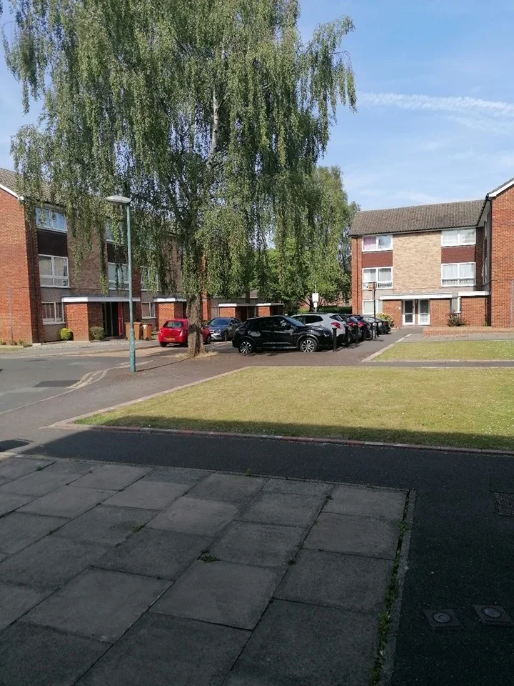 Flat Upton Dene in Greater London