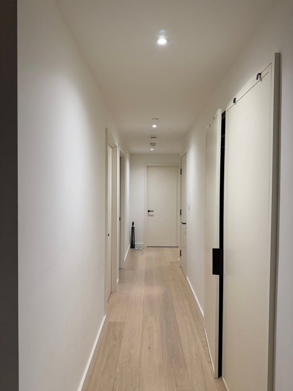 Room Royal Crest Avenue in Greater London
