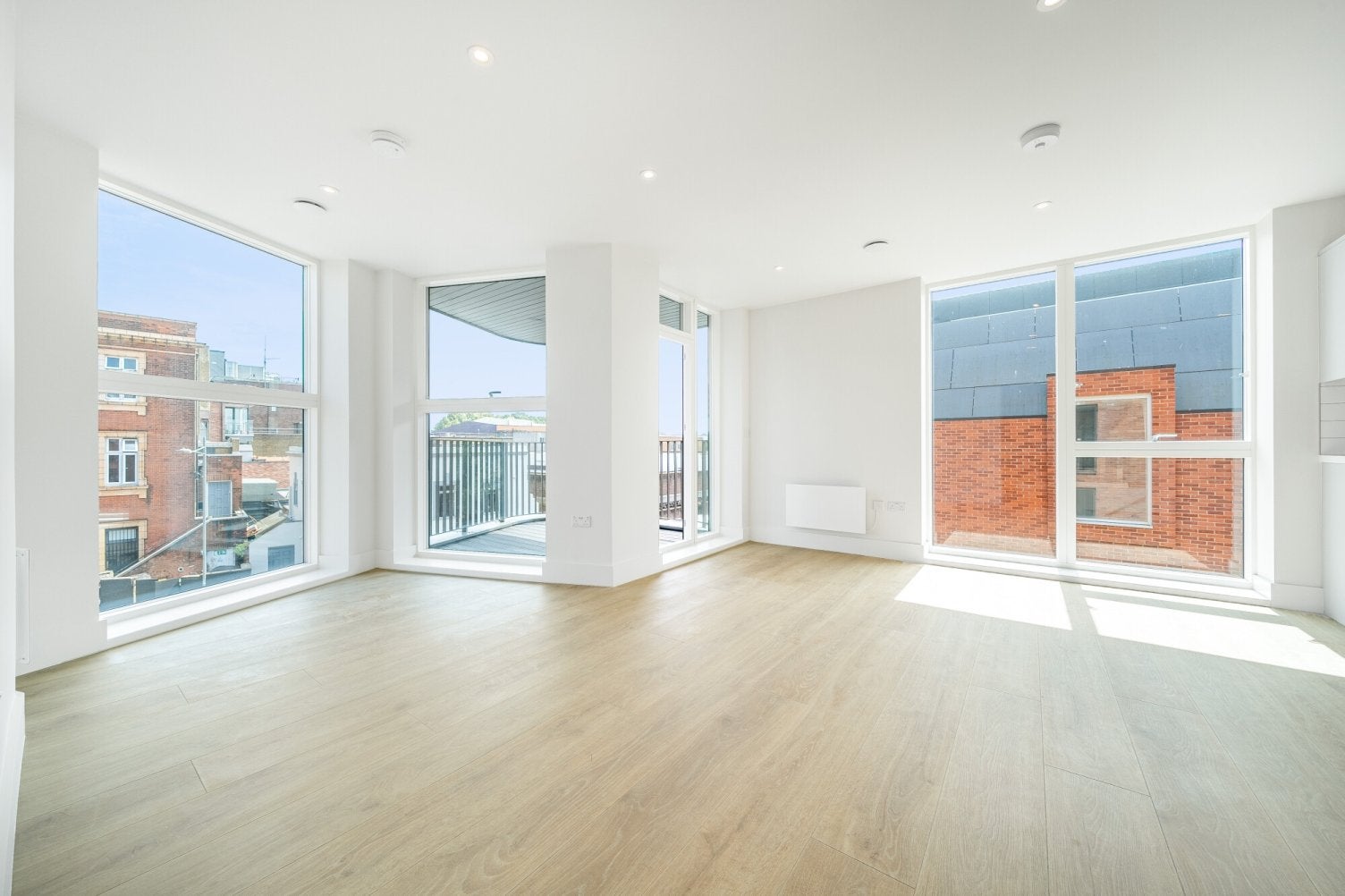 Flat Lion Road in Greater London