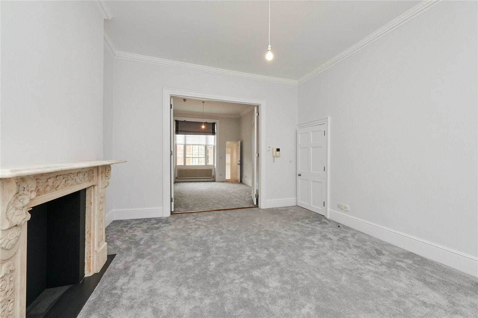Flat Gower Street in Greater London