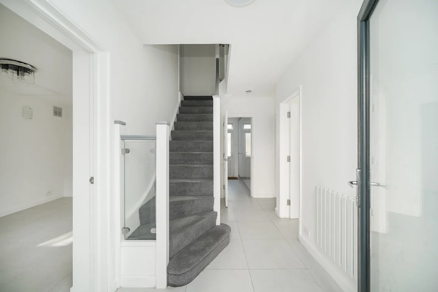 House Hook Road in Greater London
