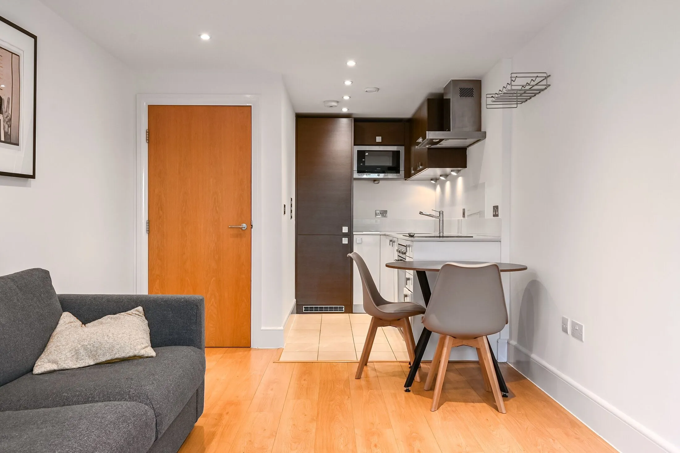 Flat Shepherdess Walk in Greater London