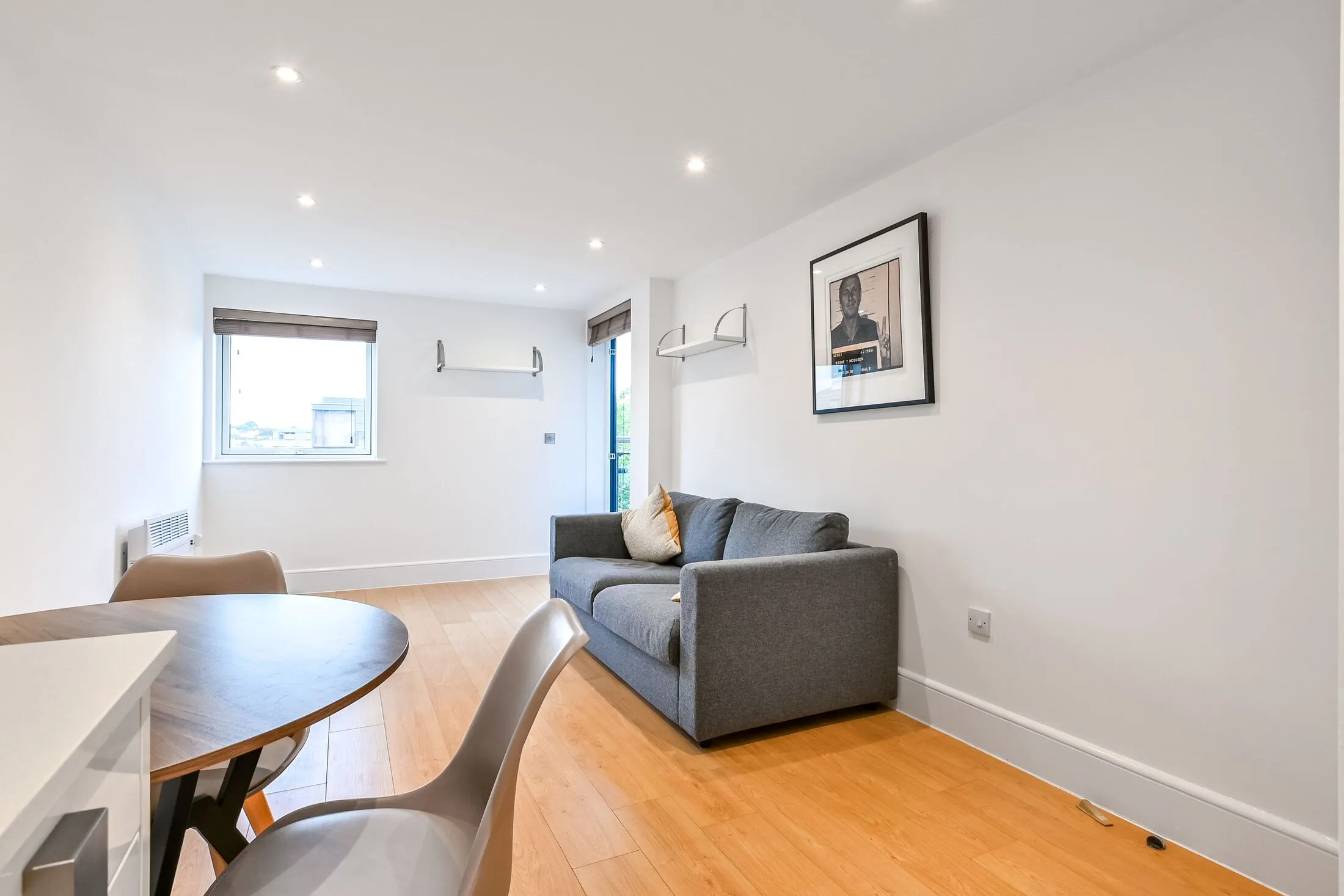Flat Shepherdess Walk in Greater London