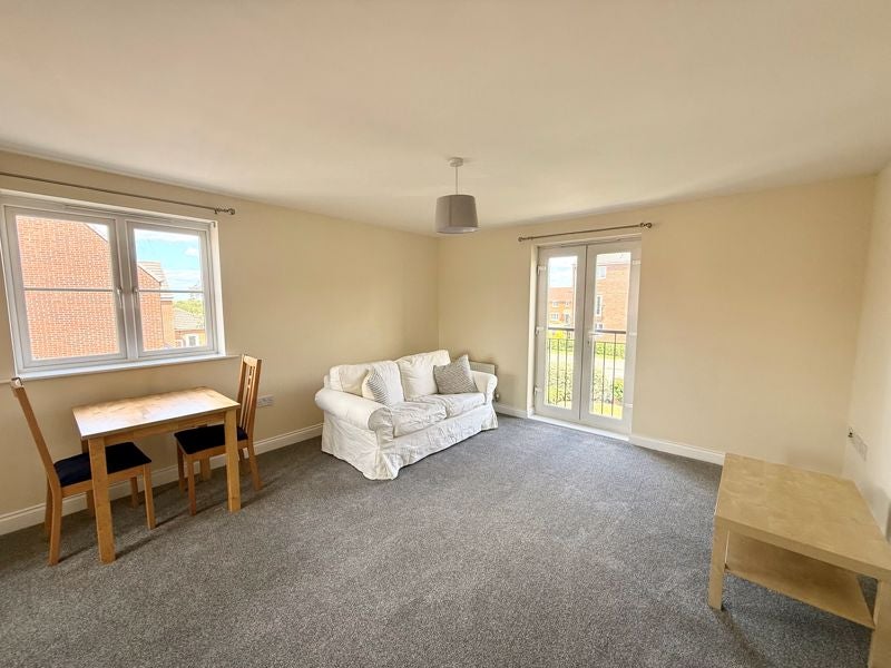 Flat Ridley Gardens in Blaydon