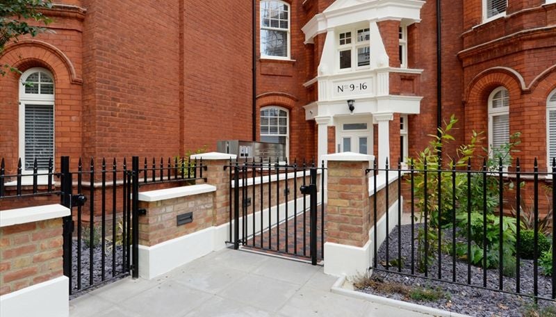Flat Hamlet Gardens in Greater London