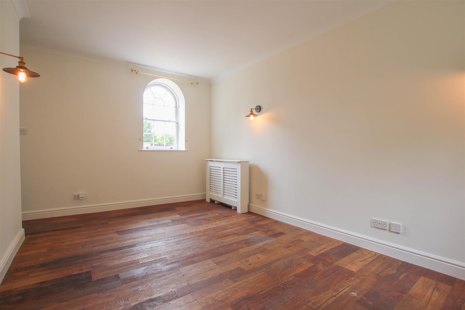 Flat The Spike in Uttlesford
