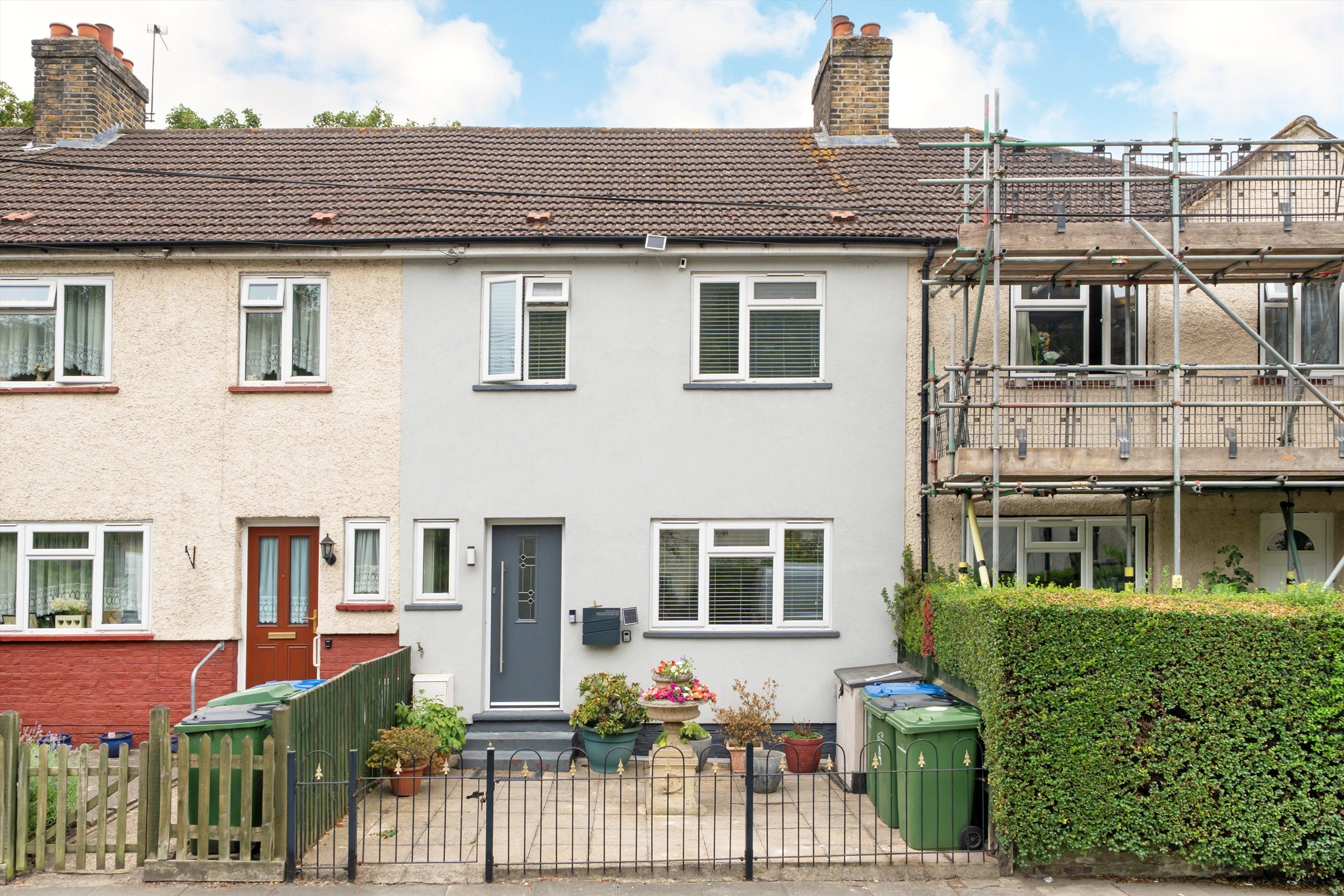 House Pound Park Road in Greater London