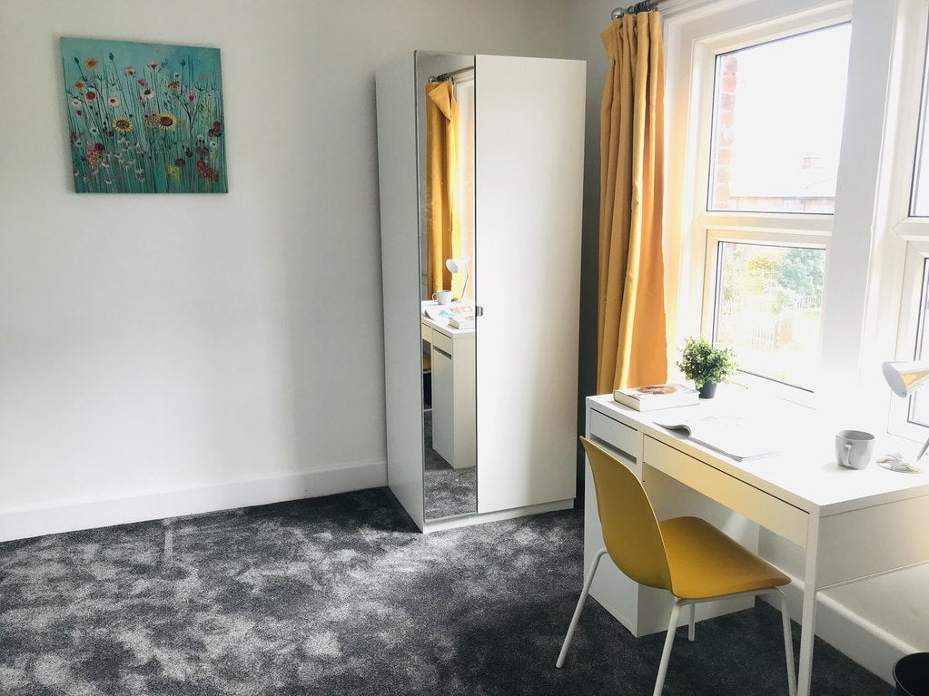 Room Broadlands Road in Southampton