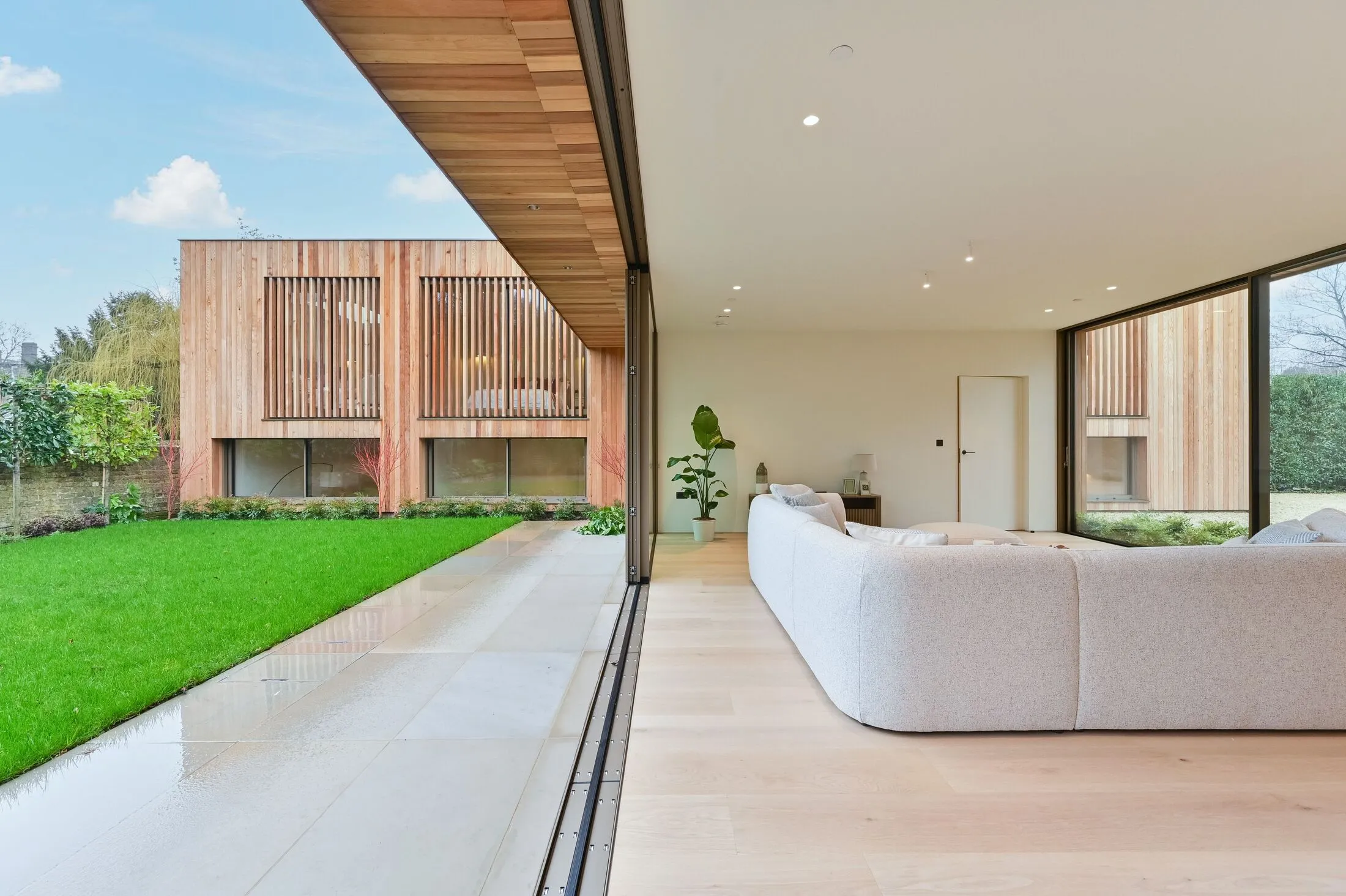 House Kidbrooke Park Road in Greater London