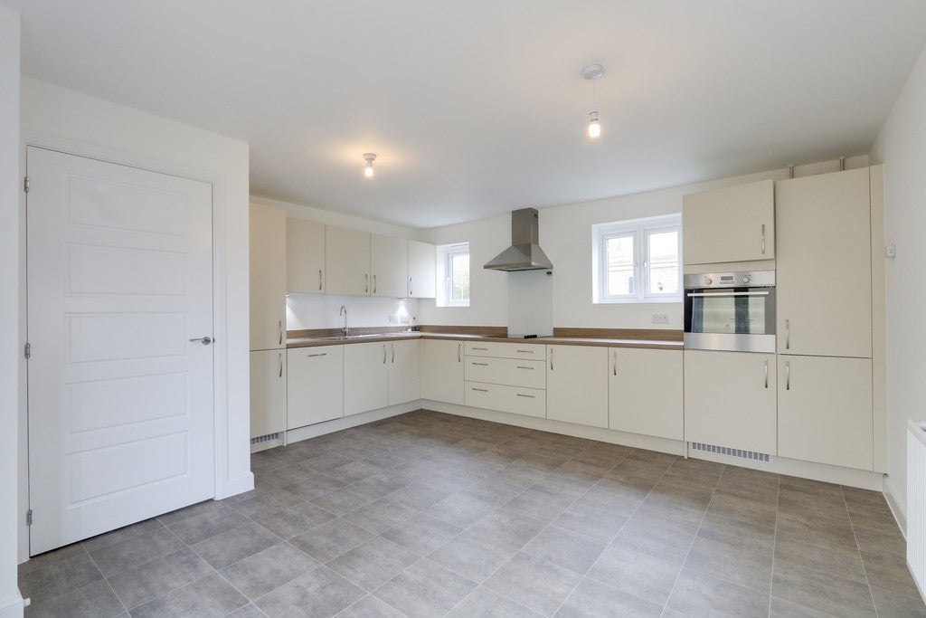 House Capra Close in Haccombe with Combe