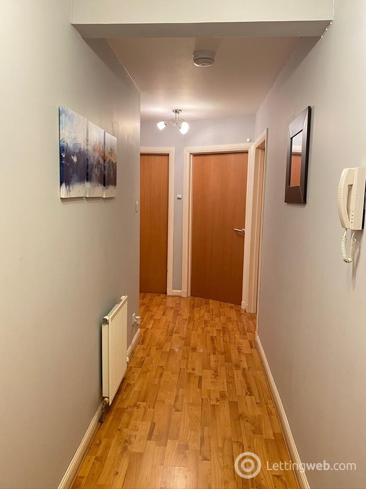 Flat Shaw Crescent in Aberdeen City