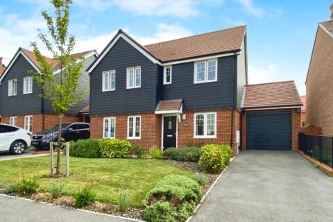 House Herrick Place in Basingstoke and Deane