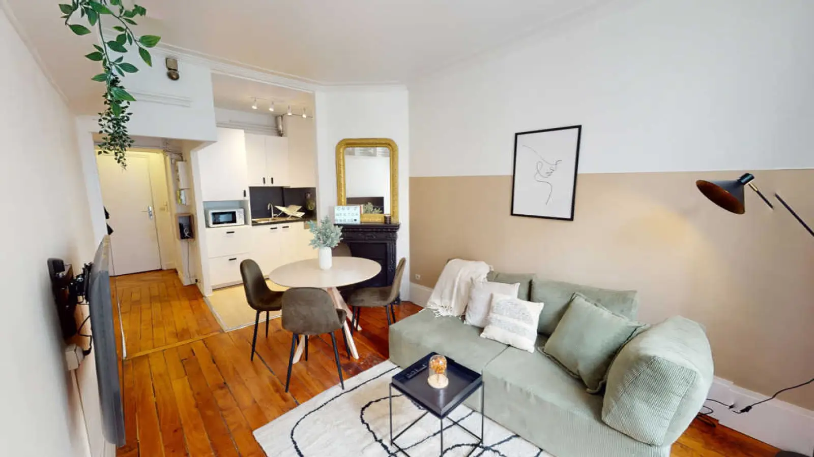 Appartement Rue de la Tour à Paris