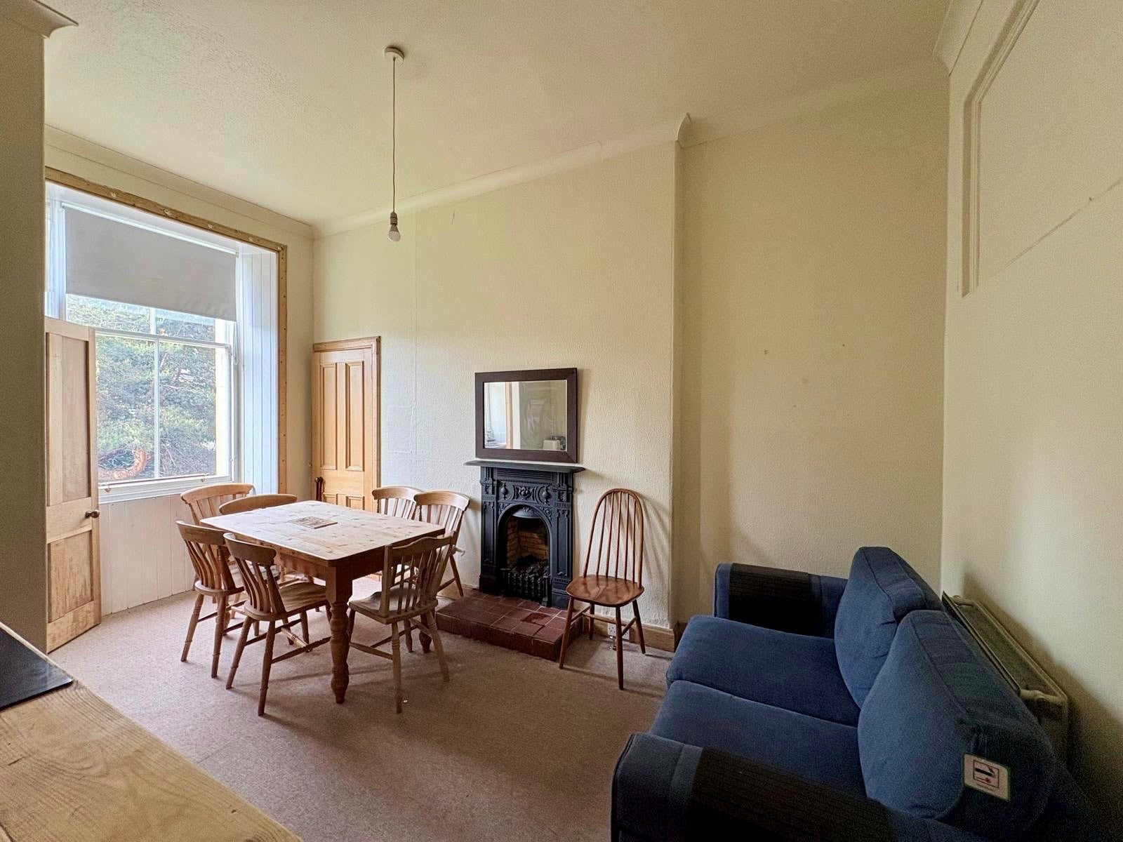 Flat Strathearn Road in City of Edinburgh