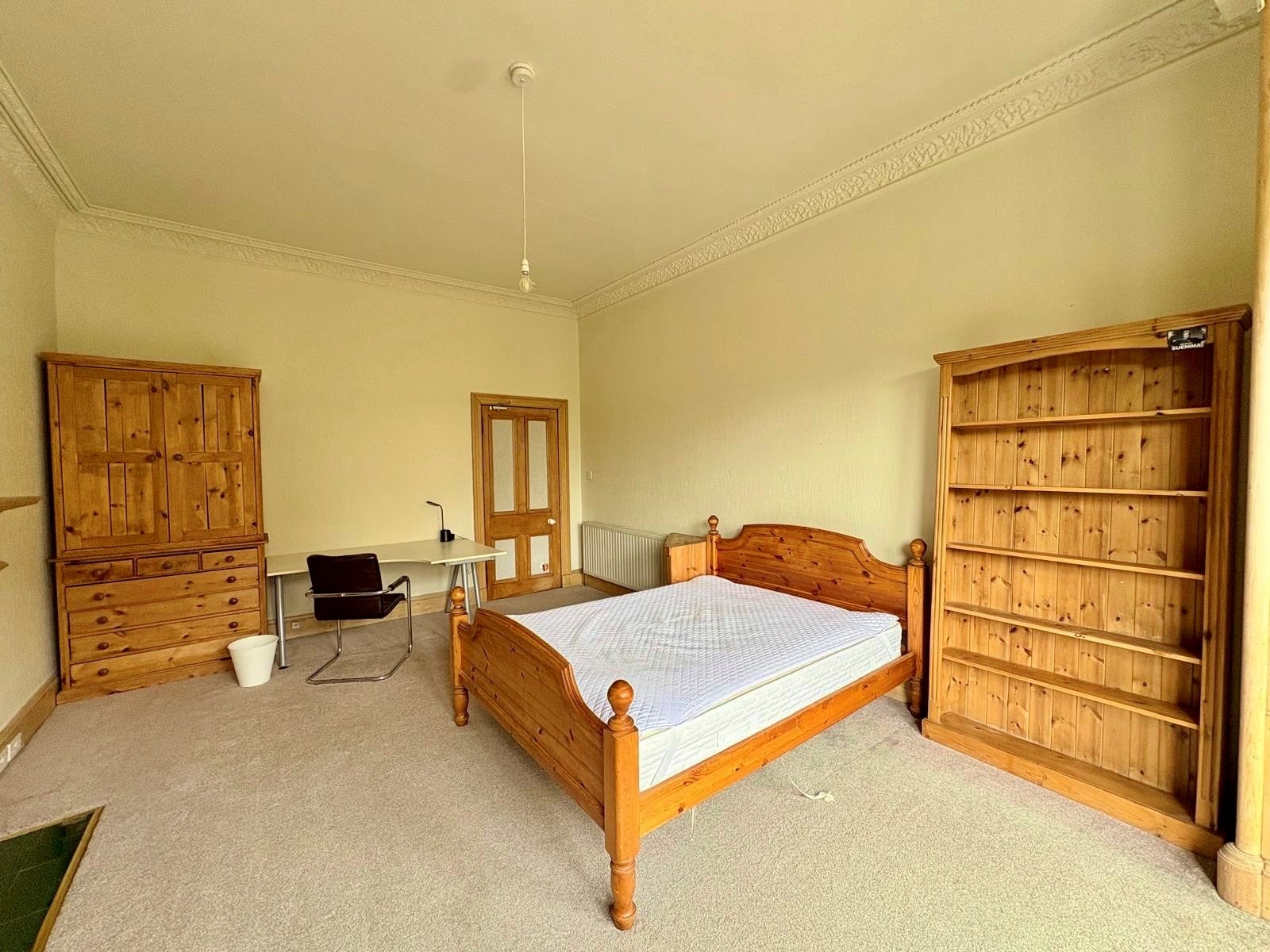 Flat Strathearn Road in City of Edinburgh