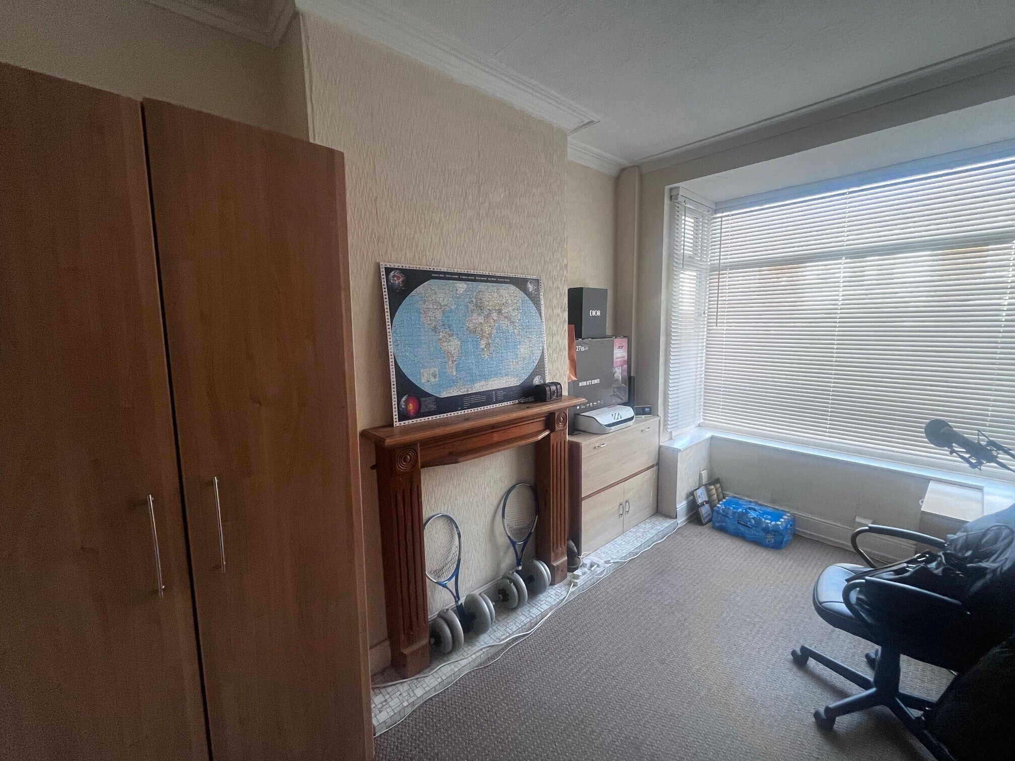 House Beakes Road in Sandwell