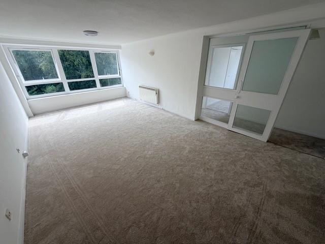 Flat Withyholt Court in Cheltenham