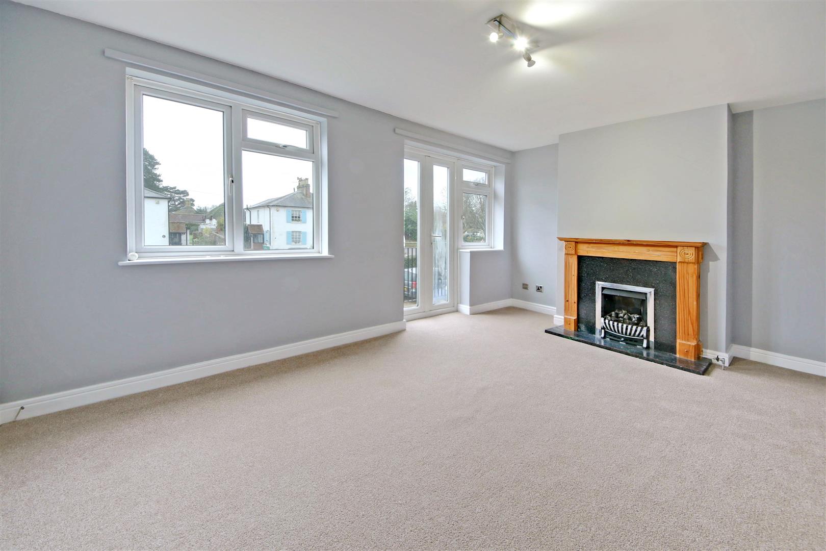 Flat London Road in Hertsmere