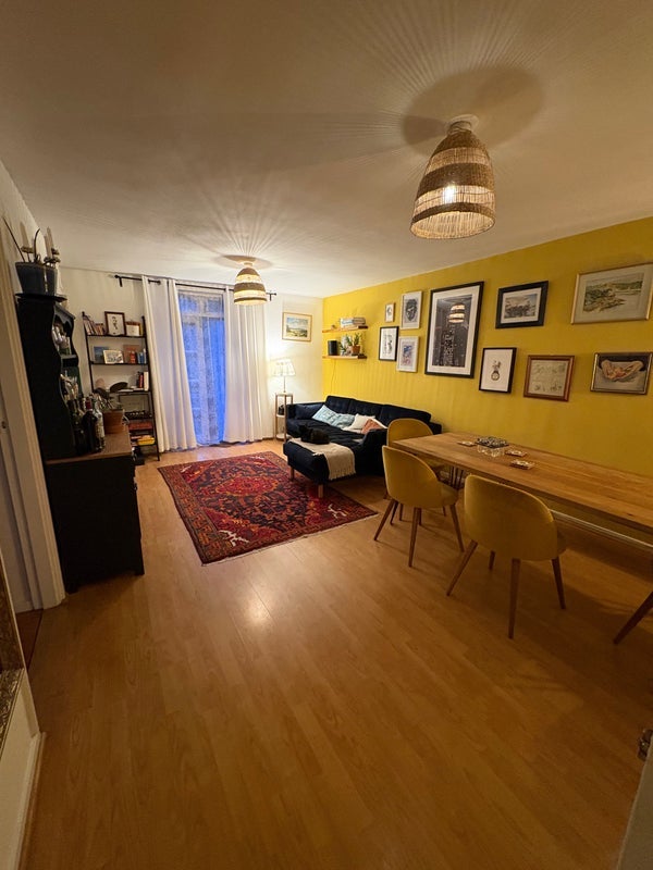 Room Foxley Road in Greater London