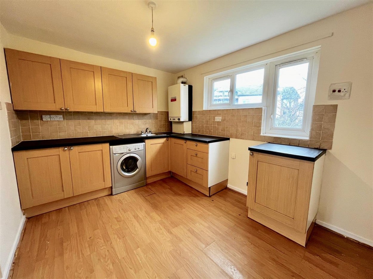 Flat Bensham Road in Gateshead