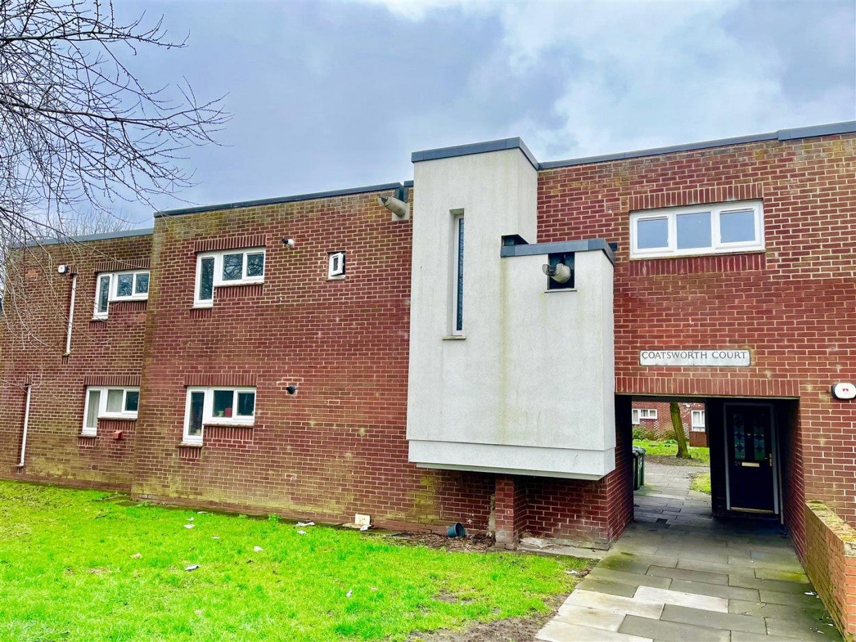 Flat Bensham Road in Gateshead