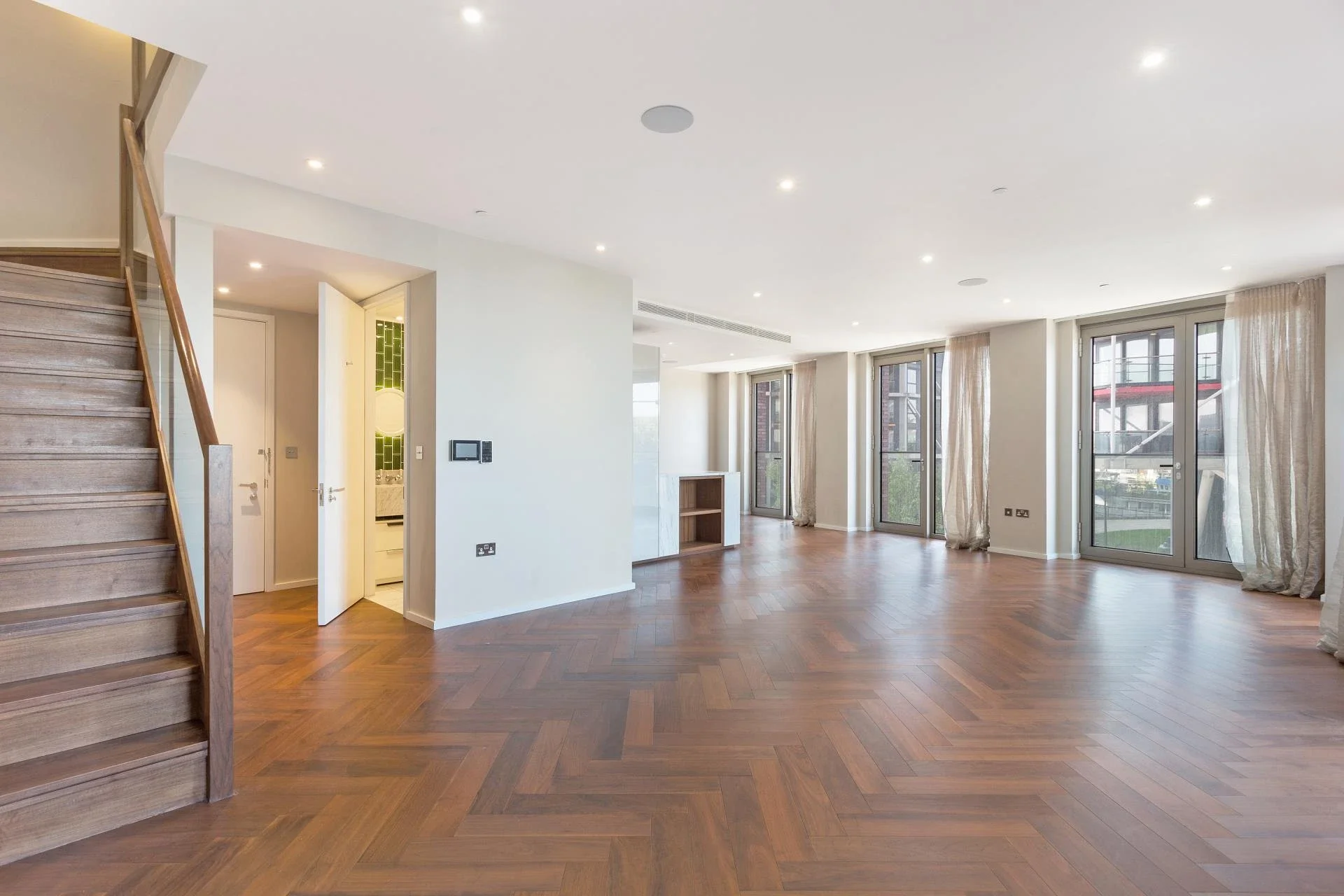 Flat New Union Square in Greater London