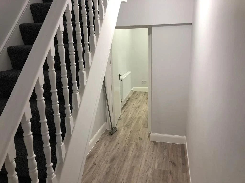 Room South Street in Greater London